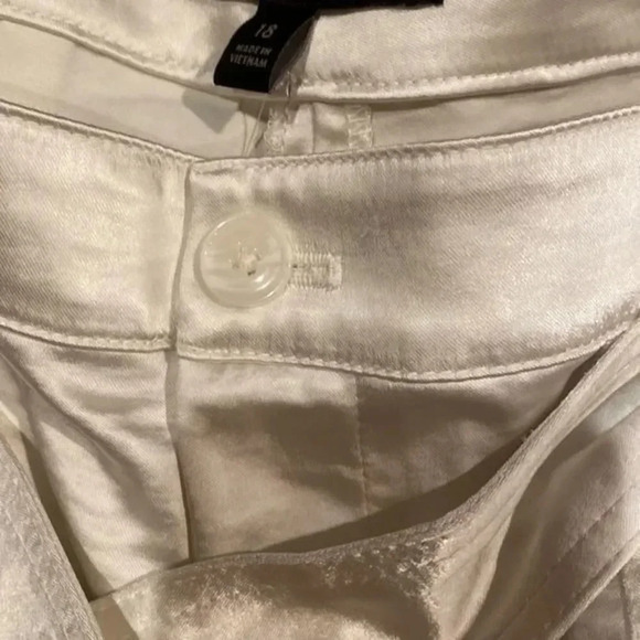 Banana Republic factory SATIN UTILITY SHORT - Picture 5 of 7